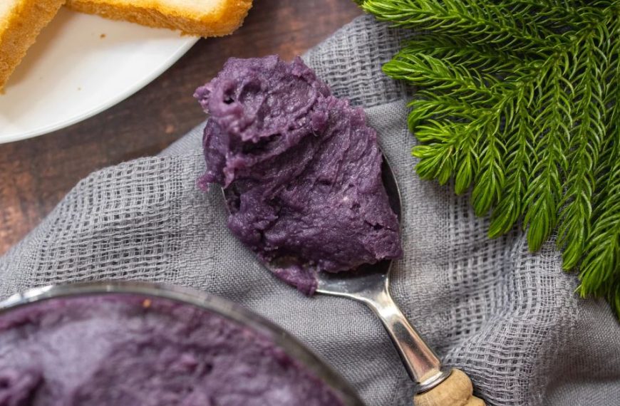 ube in a spoon